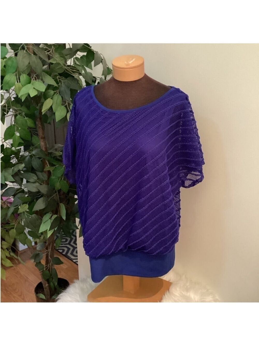 AB Studio Woman’s XL open knit short sleeve top blouse shirt Colbat Blue